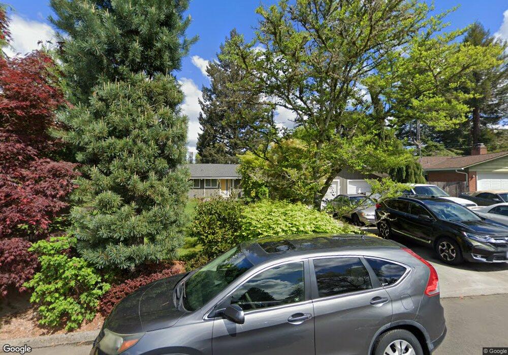 12085 SW Lynnridge Ave, Portland, OR 97225 - photo 1