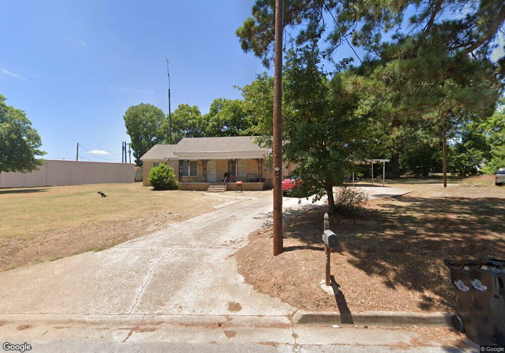 511 Glover Dr, Longview, TX 75601 - photo 1