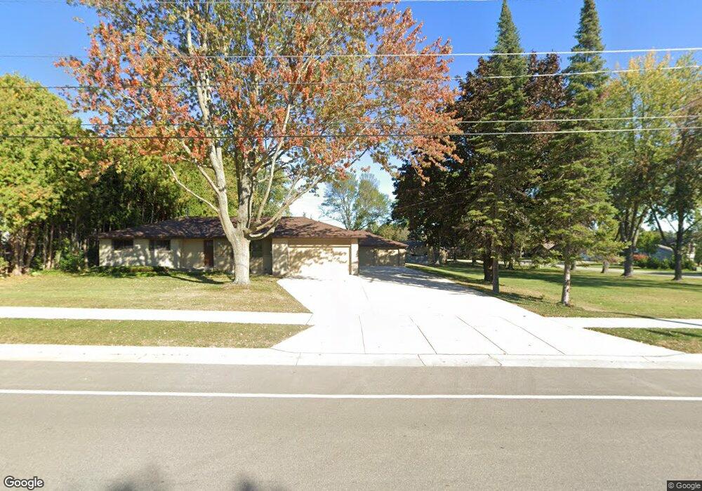 W2780 Emons Rd, Appleton, WI 54915 - photo 1