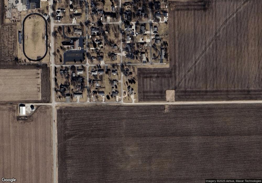 905 Sheridan St, Chenoa, IL 61726 - photo 1