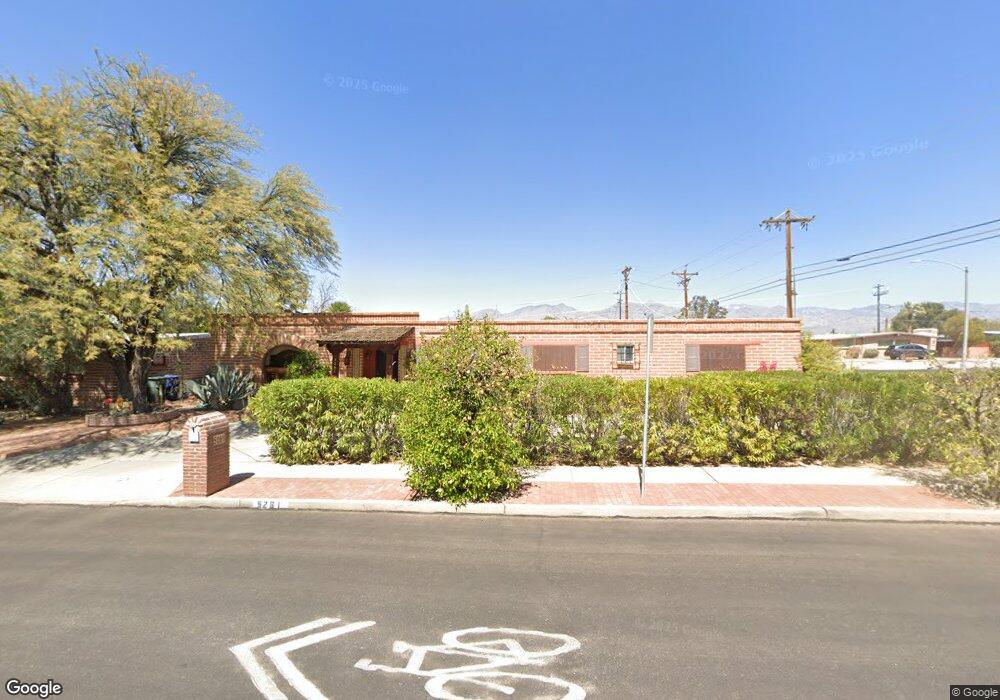 5261 E 3rd St, Tucson, AZ 85711 - photo 1