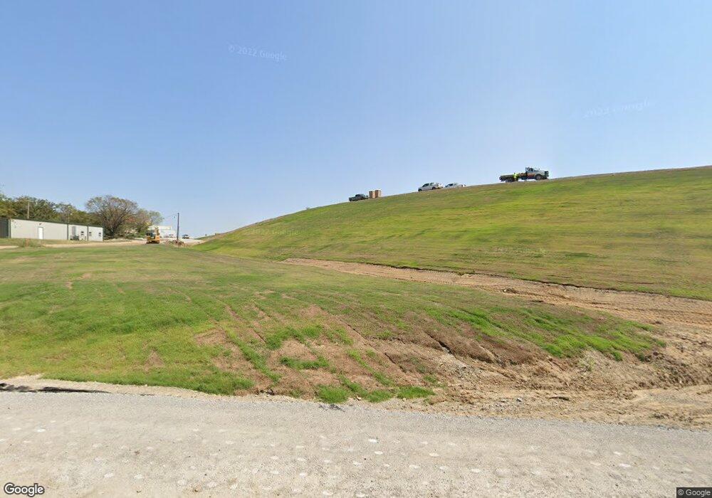 6221 S 59th West Ave, Oakhurst, OK 74050 - photo 1