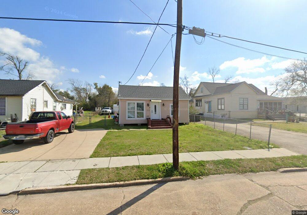 906 N Lyons St, Lake Charles, LA 70601 - photo 1