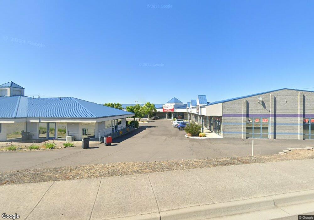 4044 Crater Lake Ave unit C, Medford, OR 97504 - photo 1