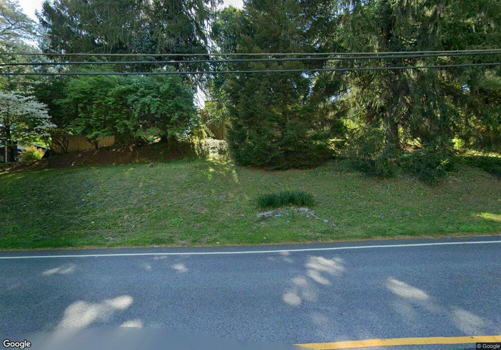 2304 Harts Ln, Lafayette Hill, PA 19444 - photo 1