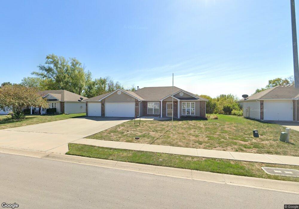 1017 Bristol Dr, Raymore, MO 64083 - photo 1