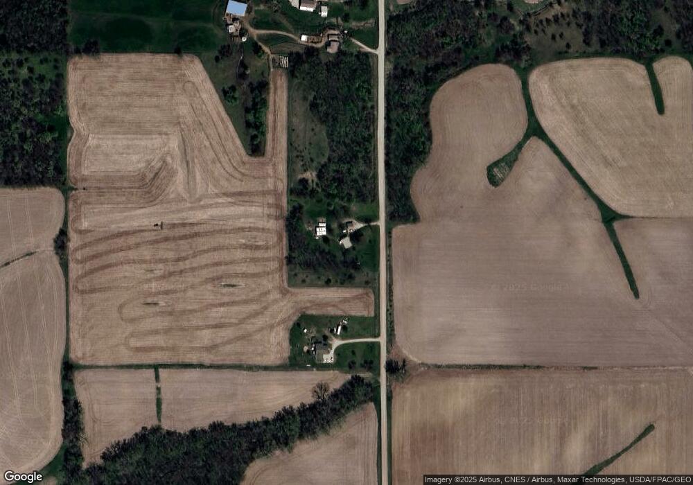 4919 E 28th St S, Newton, IA 50208 - photo 1