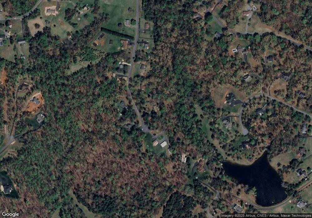 5215 Chestnut Ln, Earlysville, VA 22936 - photo 1