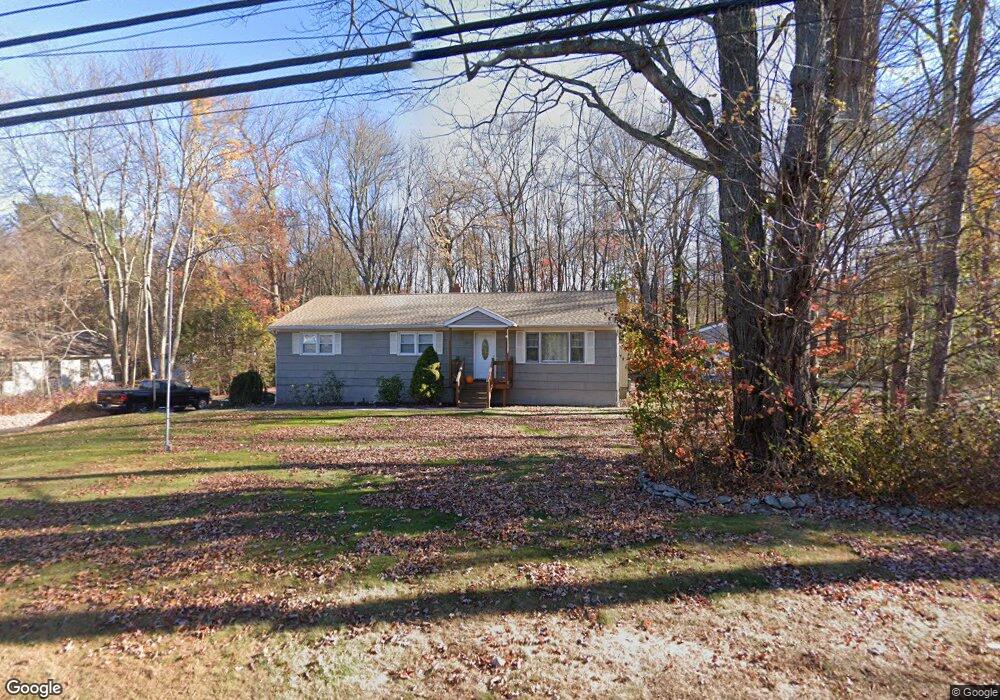 574 Elm St, Monroe, CT 06468 - photo 1