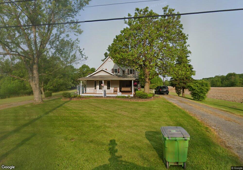 943 Center Rd, Conneaut, OH 44030 - photo 1