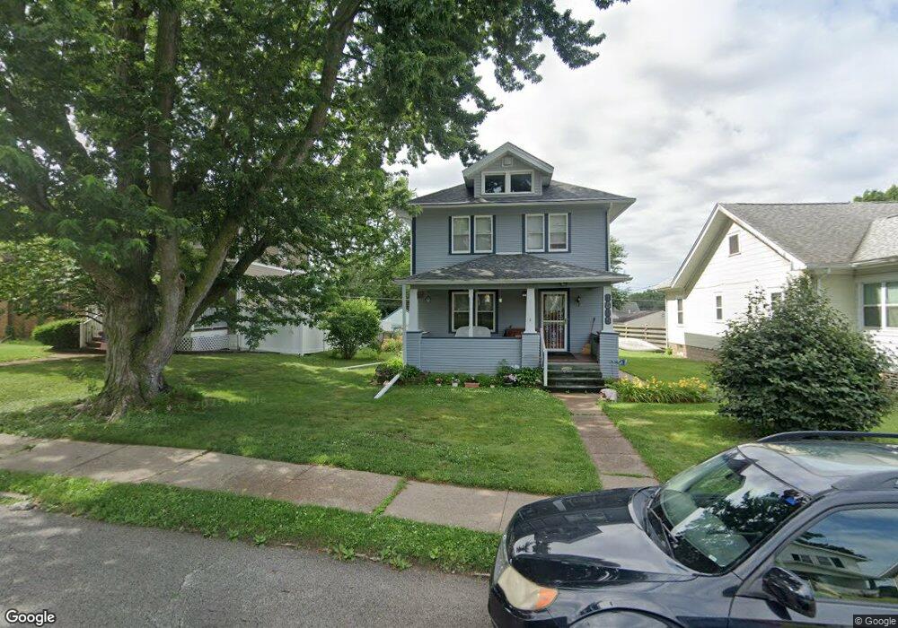 1525 E High St, Davenport, IA 52803 - photo 1