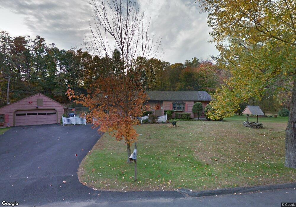 9 Pole Bridge Rd, Sandy Hook, CT 06482 - photo 1