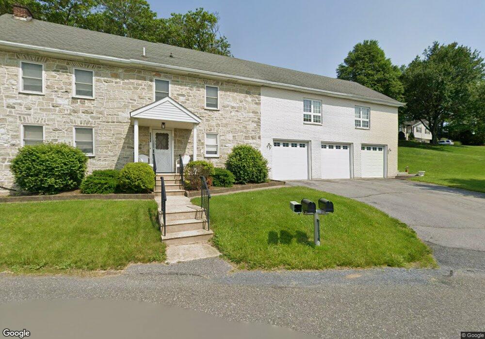 2535 Crest St, Coplay, PA 18037 - photo 1