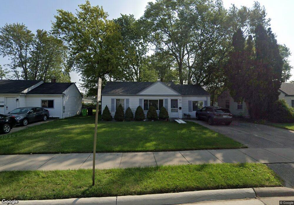 27180 Grandmont St, Roseville, MI 48066 - photo 1