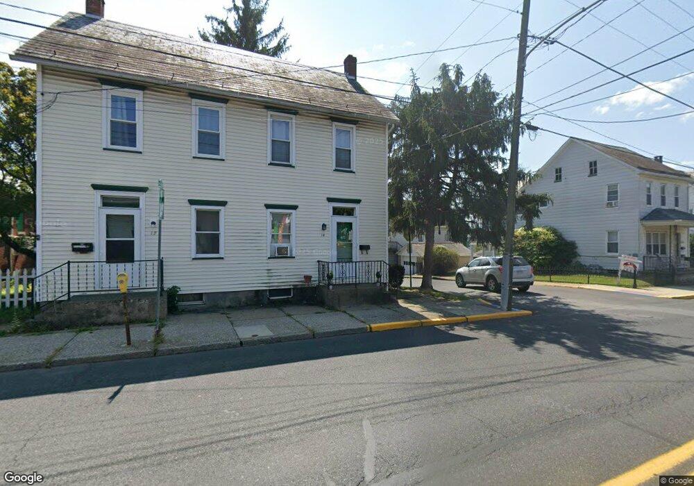 14 W Pennsylvania Ave, Pen Argyl, PA 18072 - photo 1