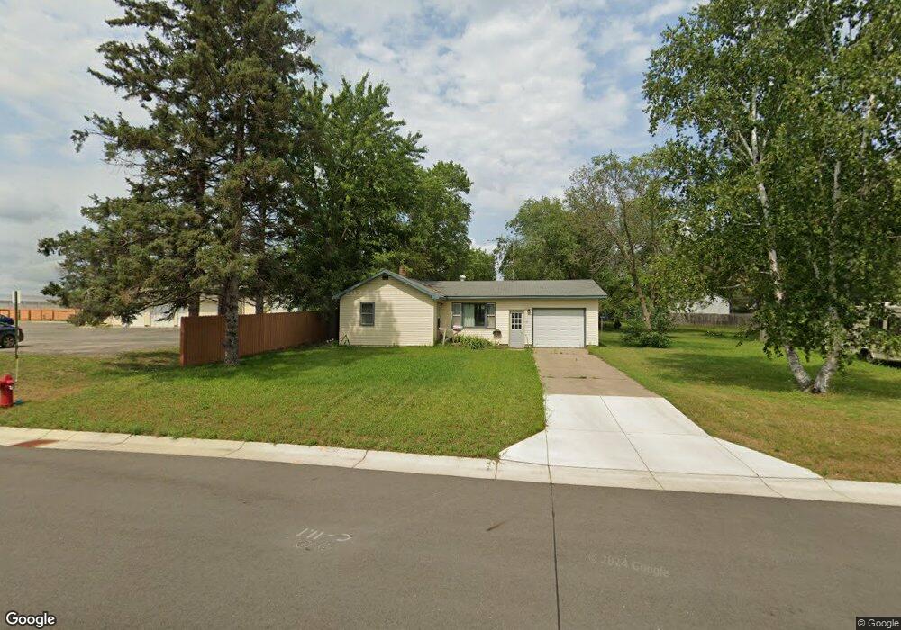 611 5th St W, Park Rapids, MN 56470 - photo 1