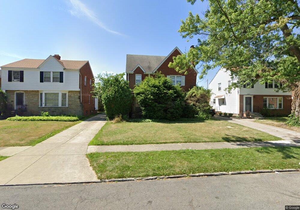 3604 Bendemeer Rd, Cleveland, OH 44118 - photo 1