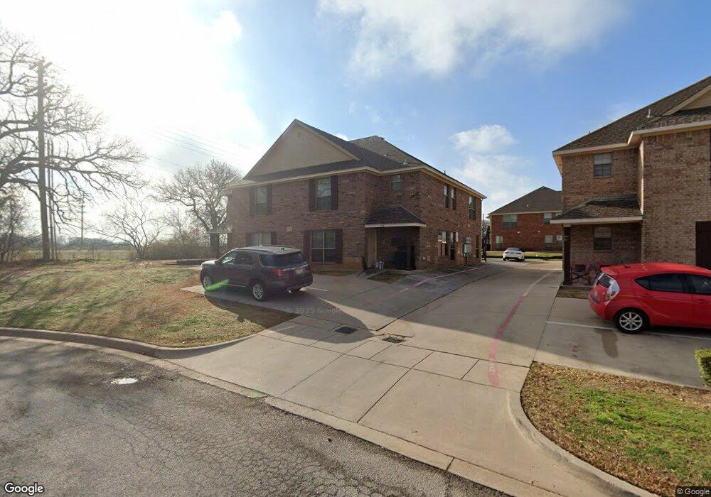 301 Jennifer Ct, Weatherford, TX 76086 - photo 1