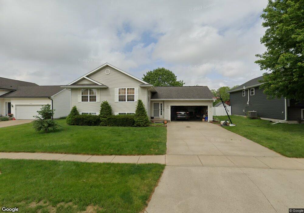 3506 Remington St SW, Cedar Rapids, IA 52404 - photo 1