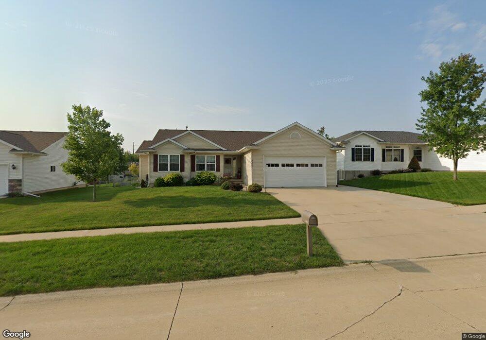 2265 Robert Dr, Marion, IA 52302 - photo 1