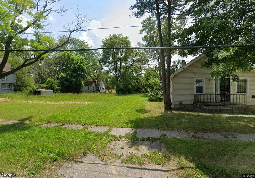 2006 Thom St, Flint, MI 48506 - photo 1