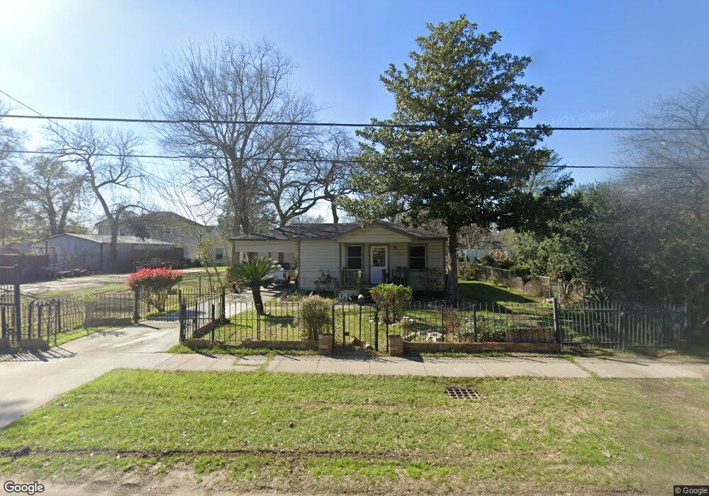 8209 Helmers St, Houston, TX 77022 - photo 1
