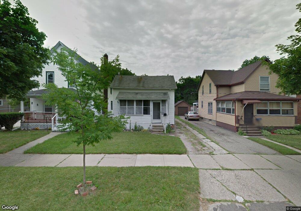 1223 W Kalamazoo St, Lansing, MI 48915 - photo 1