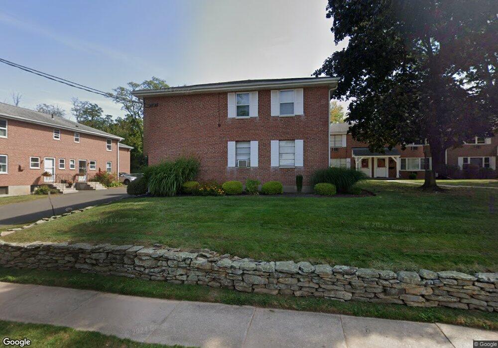 99 Shadow Ln unit A2, West Hartford, CT 06110 - photo 1