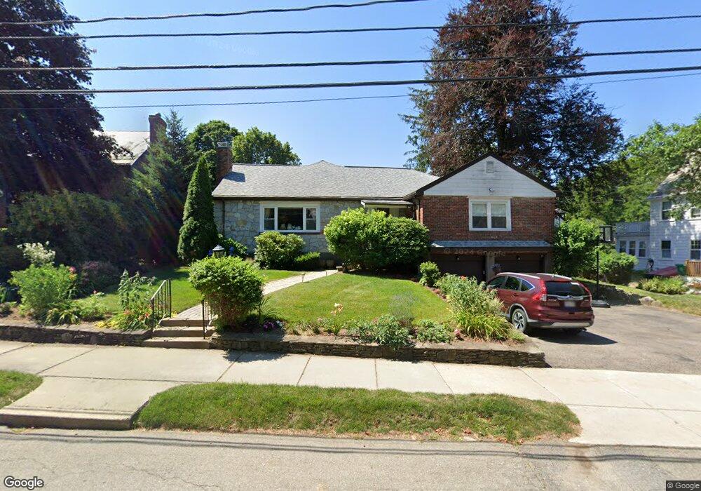 46 Brackett Rd, Newton, MA 02458 - photo 1