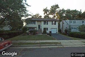 5 Houston St, Metuchen, NJ 08840
