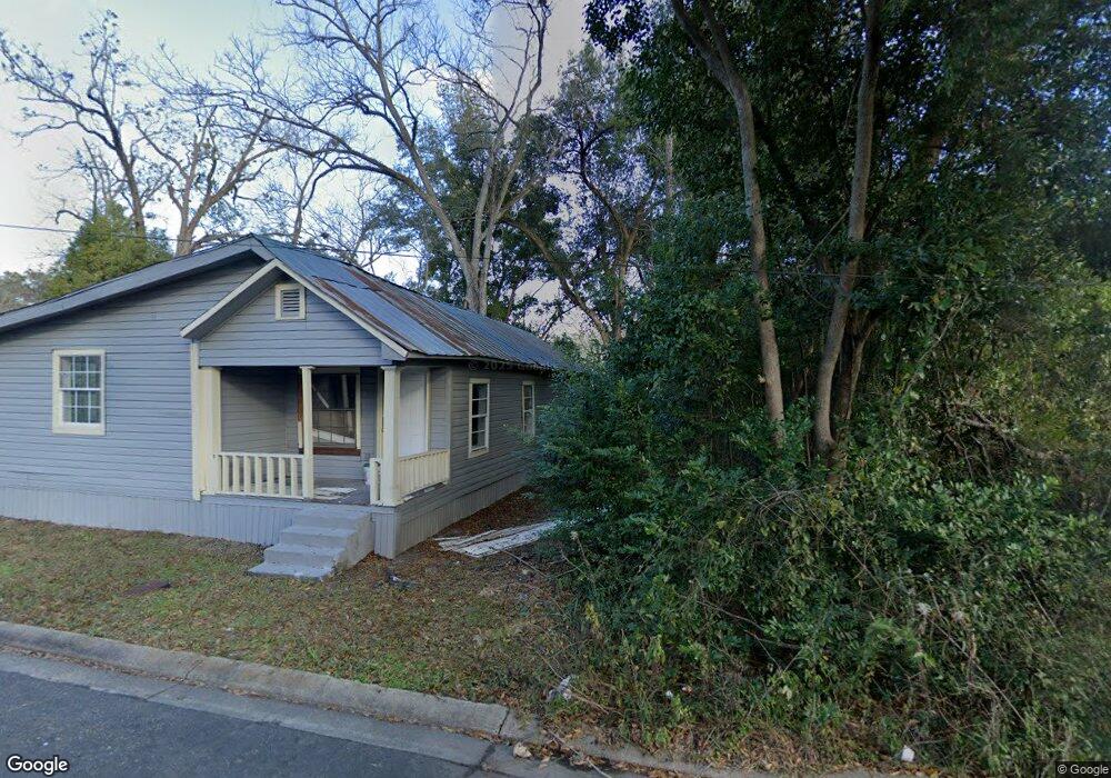 929 Magnolia St, Bainbridge, GA 39819 - photo 1