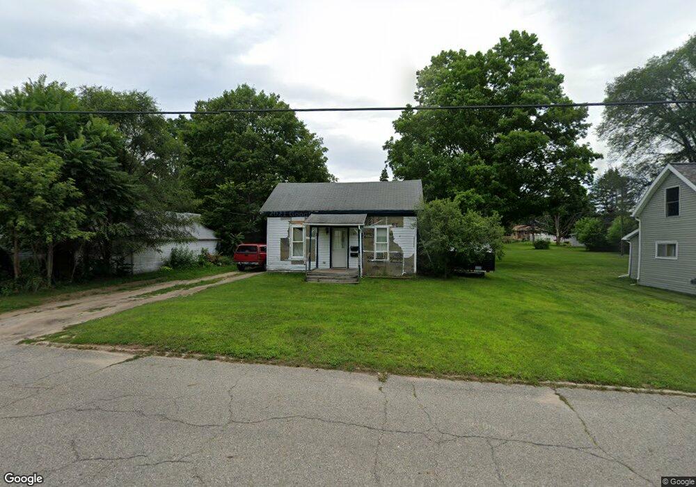 301 S West St, Vassar, MI 48768 - photo 1