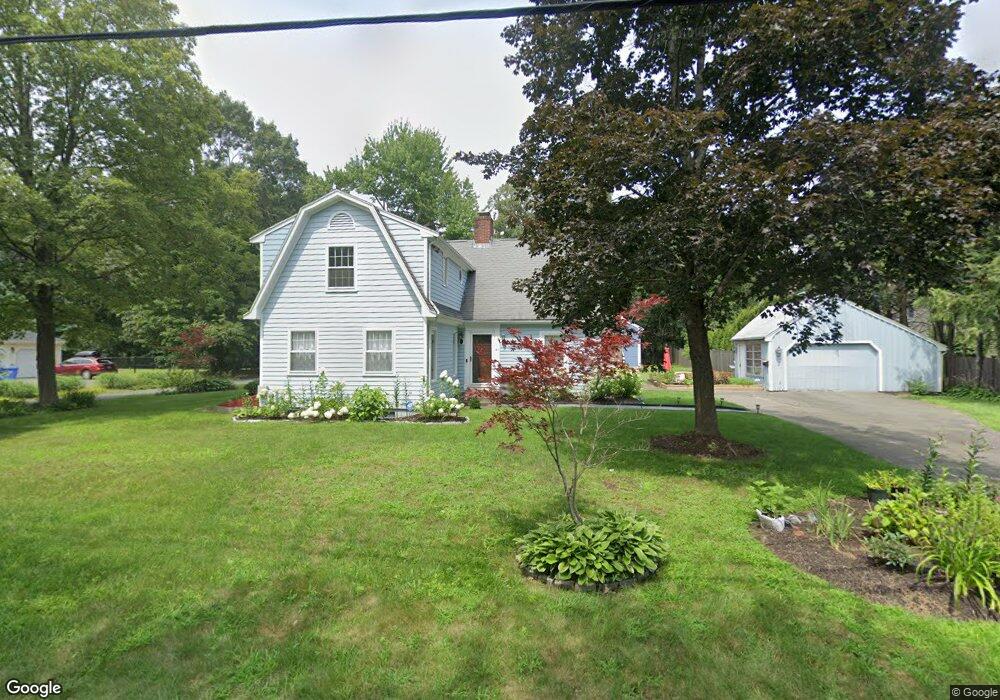 41 Manor Ave unit 1, Wellesley, MA 02482 - photo 1