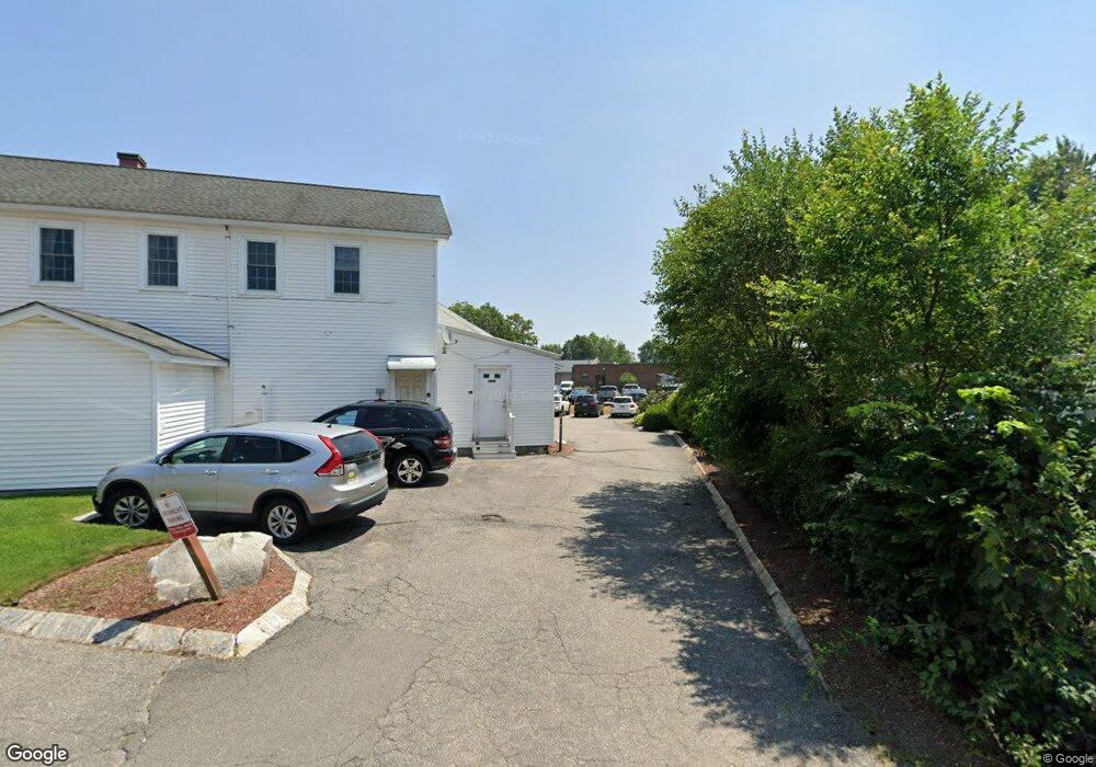 46 Fox St, Nashua, NH 03064 - photo 1