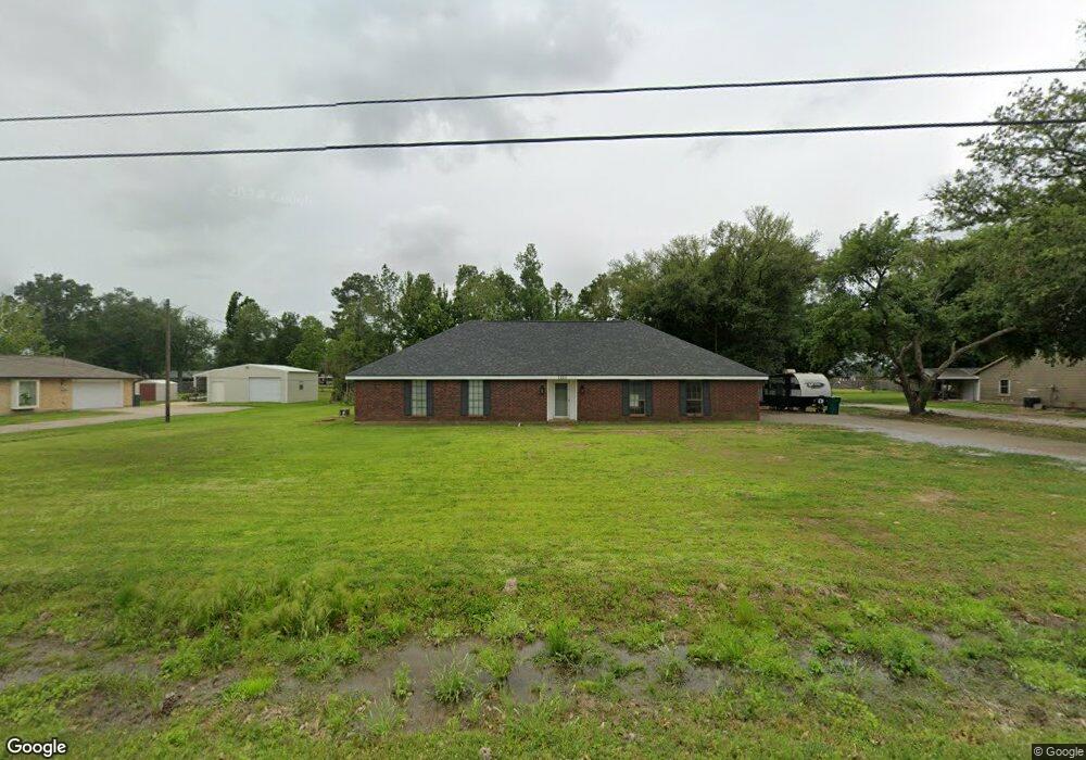 1111 Lakeridge Ln, Lake Charles, LA 70605 - photo 1