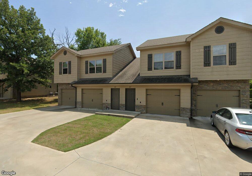 746 S Muskogee, Claremore, OK 74017 - photo 1