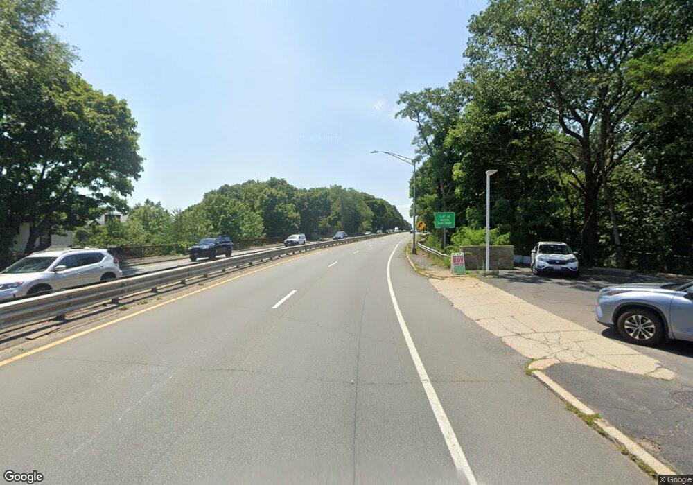 477 Worcester St, Wellesley Hills, MA 02481 - photo 1