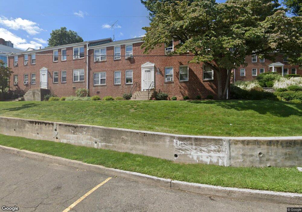 8 Clarmore Dr unit 2A, Norwalk, CT 06850 - photo 1