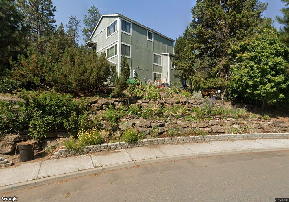 1696 SW Knoll Ave, Bend, OR 97702 - photo 1