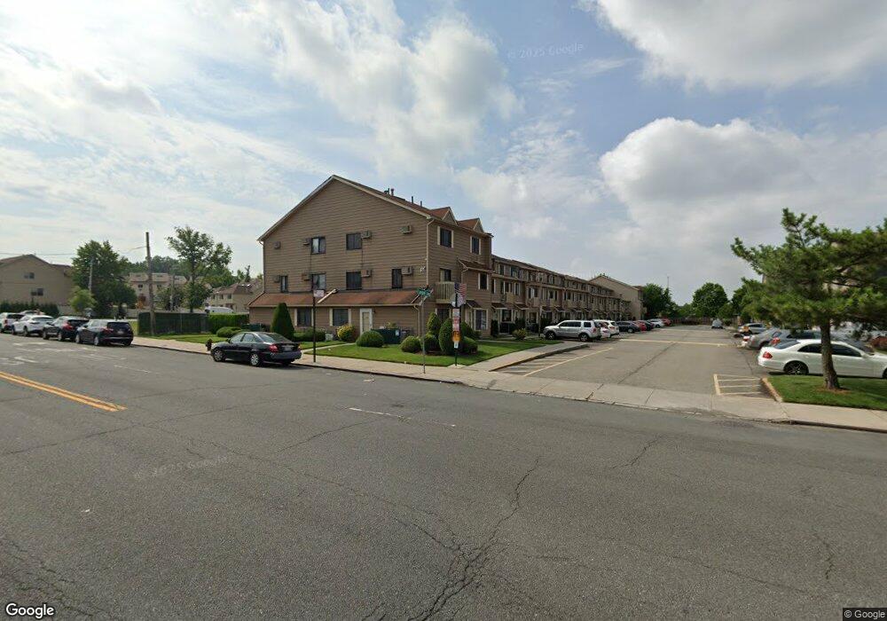 197A Lamped Loop unit 36, Staten Island, NY 10314 - photo 1