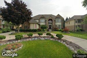 3730 Newcastle Dr, Rochester Hills, MI 48306