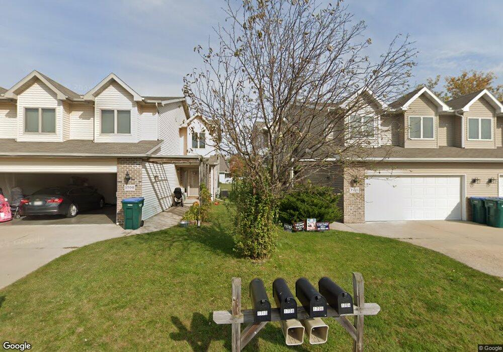 1706 Goldbeck Ct, Appleton, WI 54914 - photo 1