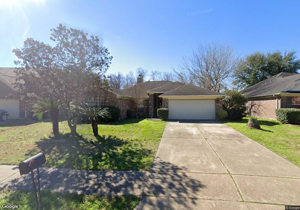 1917 Village Court Ln, Rosenberg, TX 77471 - photo 1