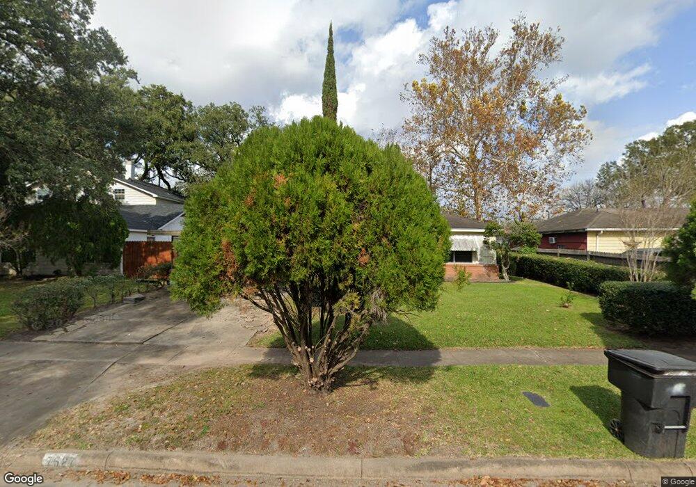 7527 Oak Vista St, Houston, TX 77087 - photo 1