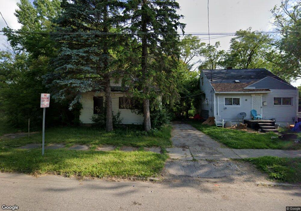 429 E Austin Ave, Flint, MI 48505 - photo 1