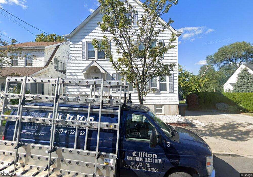 184 Trimble Ave unit 2nd flr, Clifton, NJ 07011 - photo 1