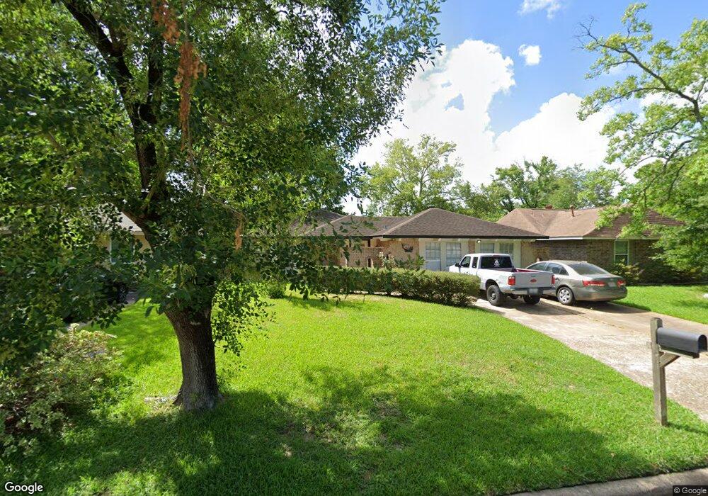 6431 Oaknut Dr, Houston, TX 77088 - photo 1