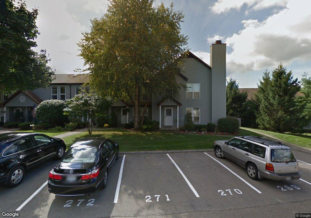 54 Hemlock Cir, Peekskill, NY 10566 - photo 1