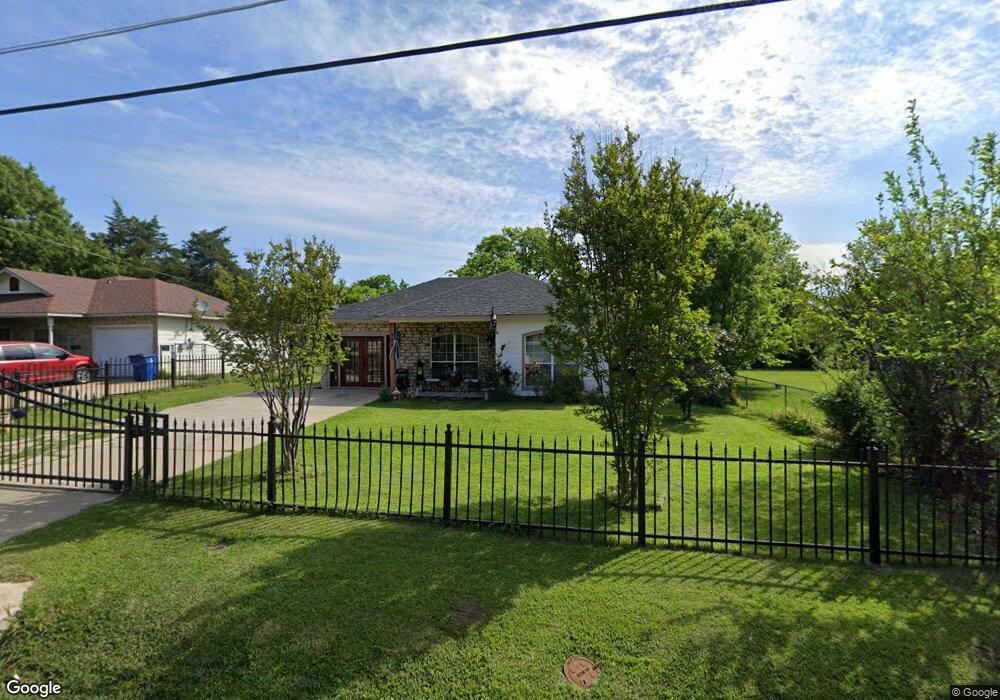 902 S Sherman St, Ennis, TX 75119 - photo 1
