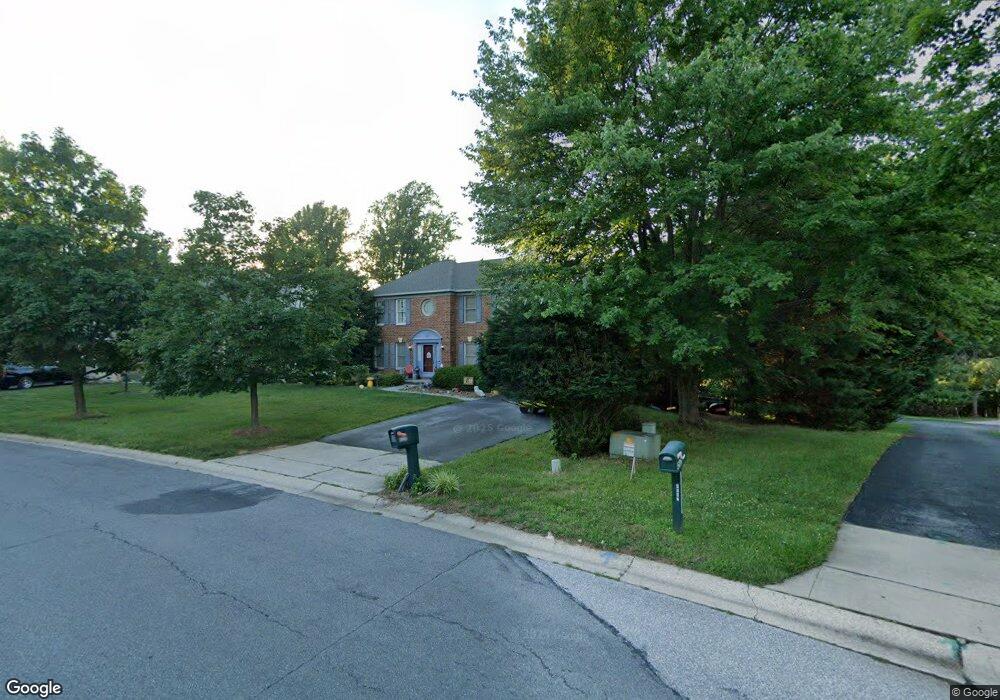 4566 Doncaster Dr, Ellicott City, MD 21043 - photo 1